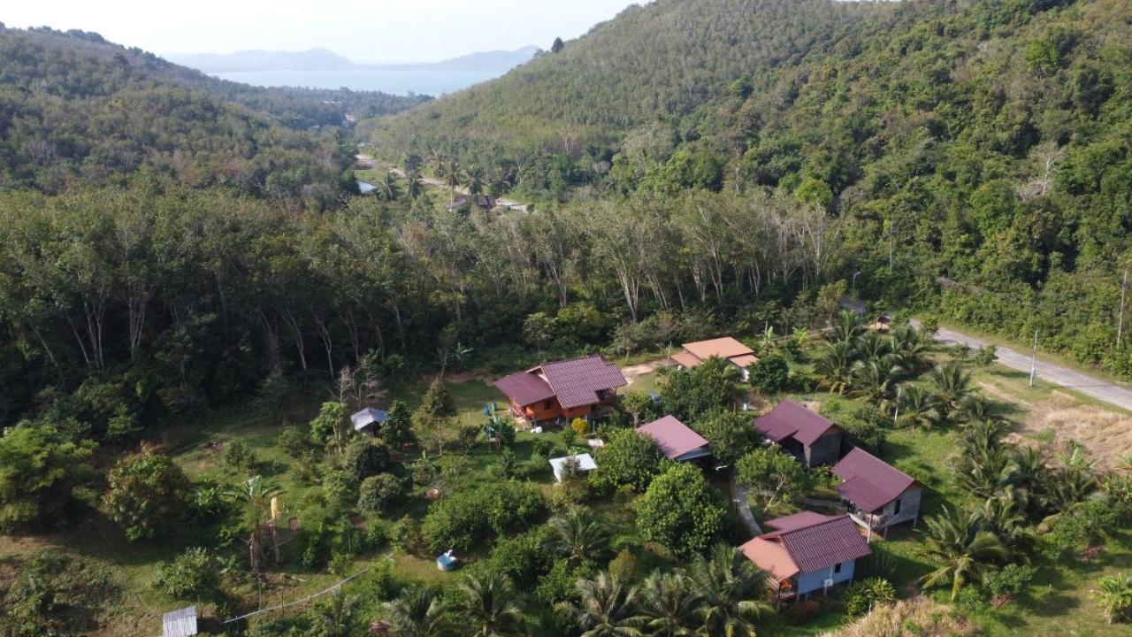 Green Mountain Resort Koh Yao Яо-Яй Экстерьер фото